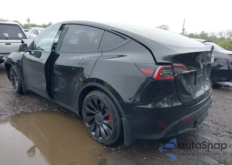 2023 Tesla Model Y Performance Dual Motor All-Wheel Drive from USA, damaged, VIN 7SAYGDEF9PF838514